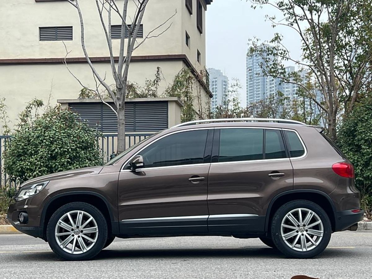 大眾 Tiguan  2012款 2.0TDI 豪華版圖片