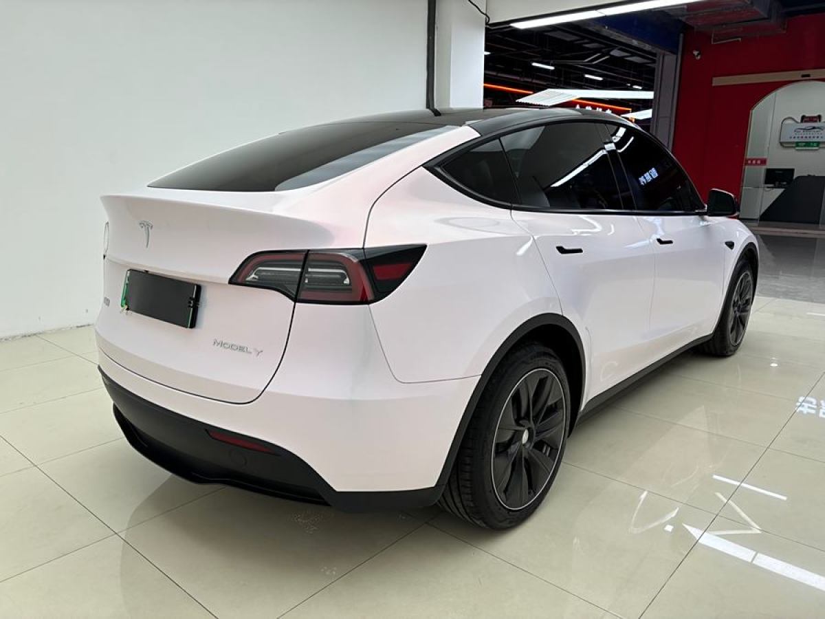 特斯拉 Model 3  2023款 煥新版 后輪驅(qū)動(dòng)圖片