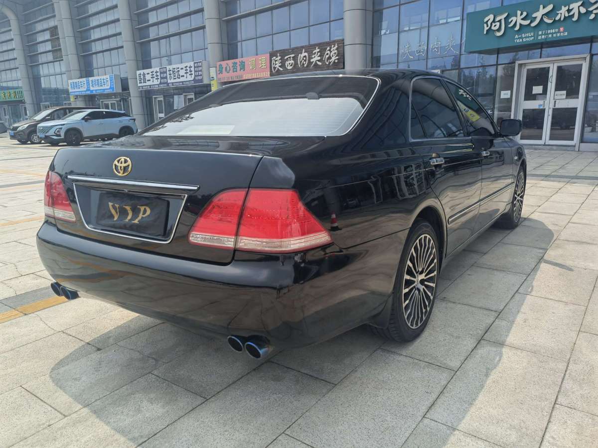 豐田 皇冠  2005款 3.0L Royal Saloon G VIP圖片