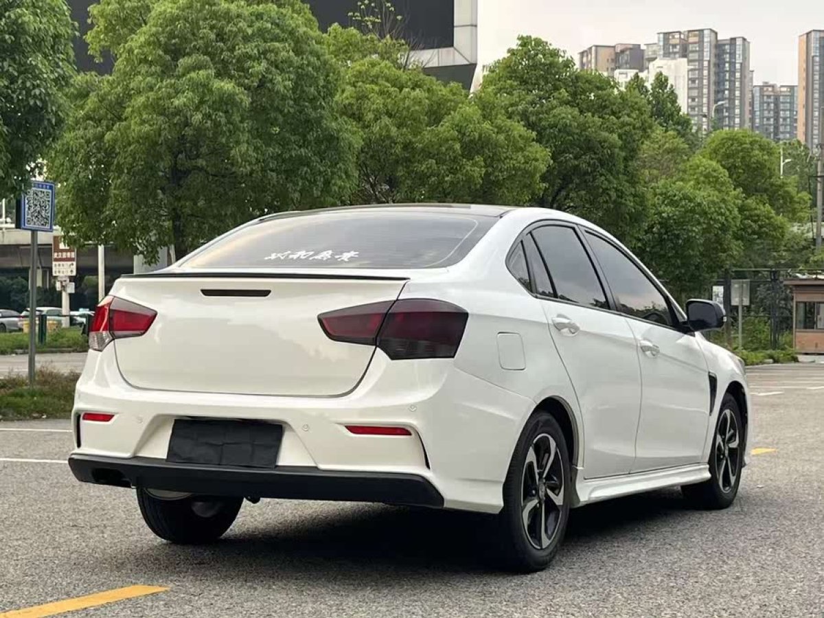 東南 V5菱致  2017款 1.5L 手動新貴型圖片