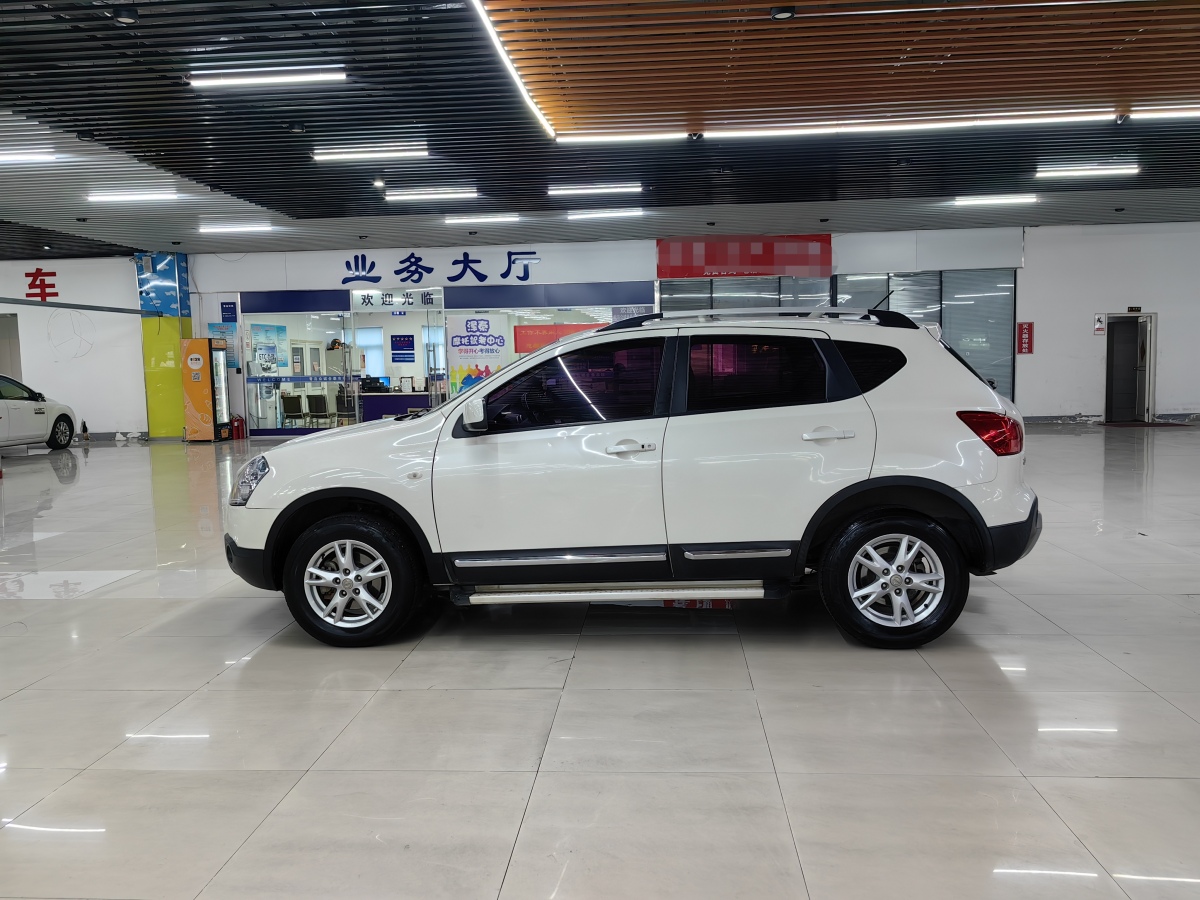 2013年12月日產(chǎn) 逍客  2012款 2.0XL 火 CVT 2WD