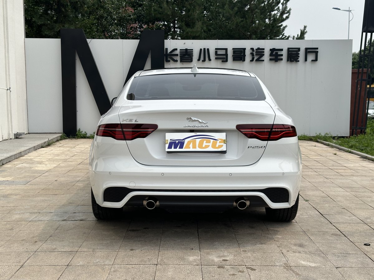 捷豹 XEL  2024款 2.0T 250PS R-DYNAMIC S進(jìn)取運(yùn)動(dòng)版圖片