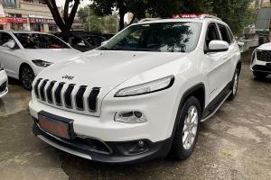 自由光 Jeep 2.0L 优越版