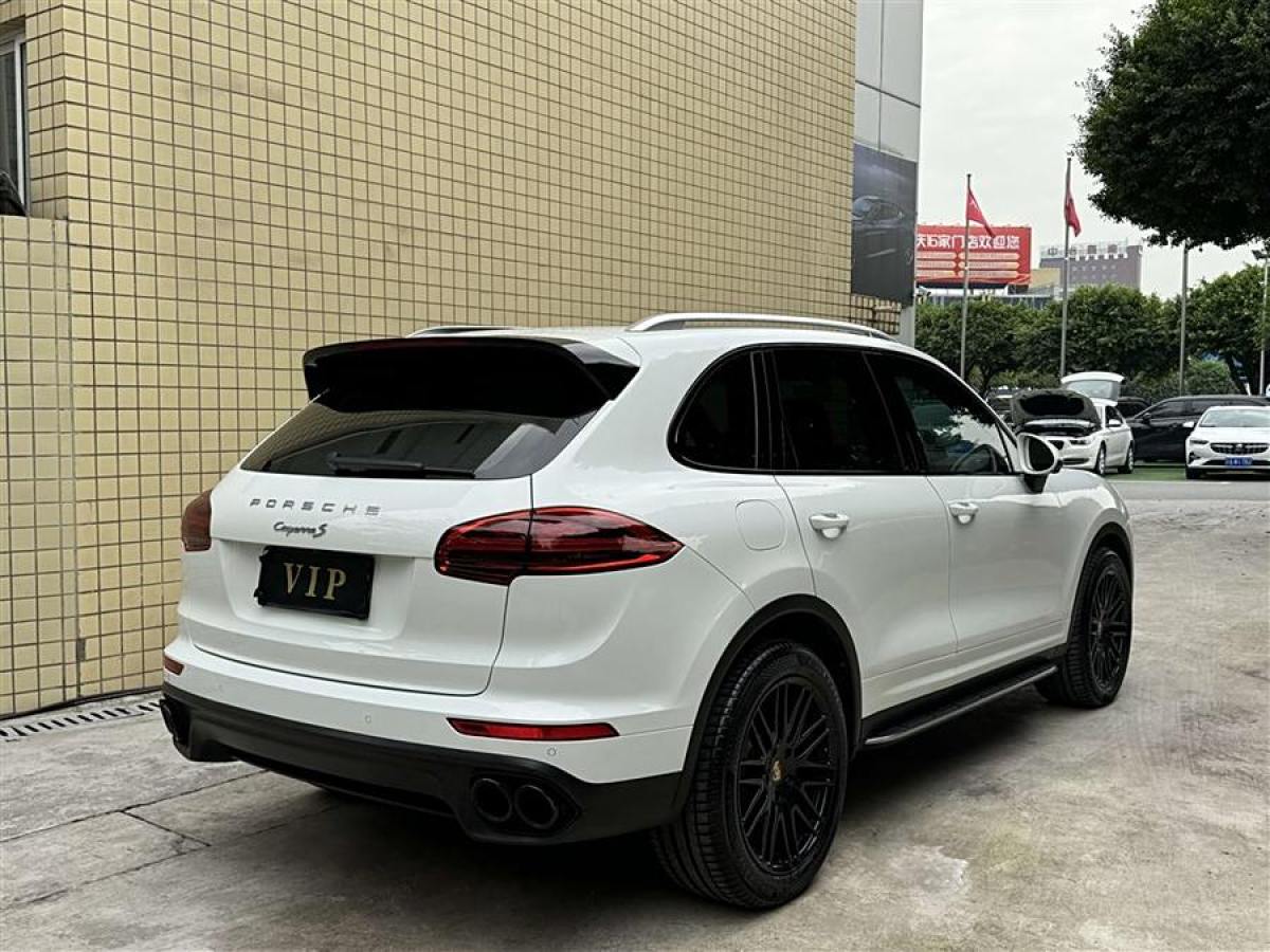 保時(shí)捷 Cayenne  2016款 Cayenne 3.0T圖片