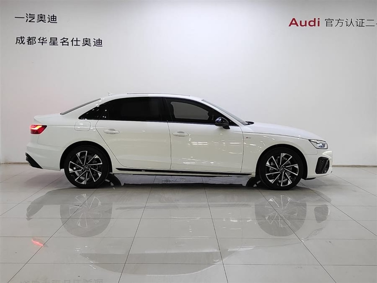 奧迪 奧迪A4L  2023款 40 TFSI 豪華動(dòng)感型圖片