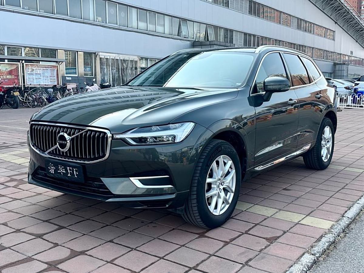 2020年6月沃爾沃 XC60  2020款 T5 四驅(qū)智逸豪華版