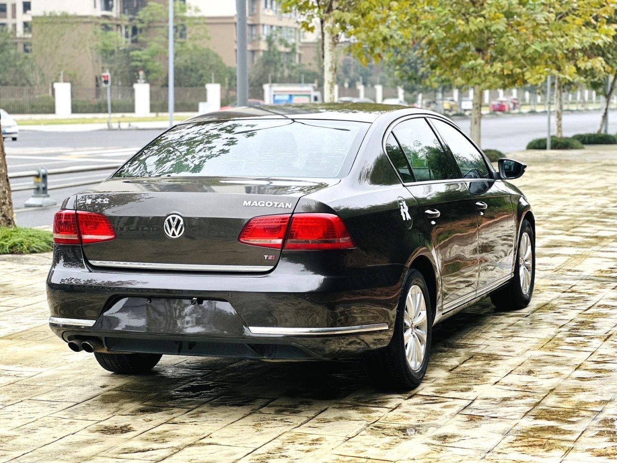 大眾 邁騰  2015款 改款 2.0TSI 豪華型圖片