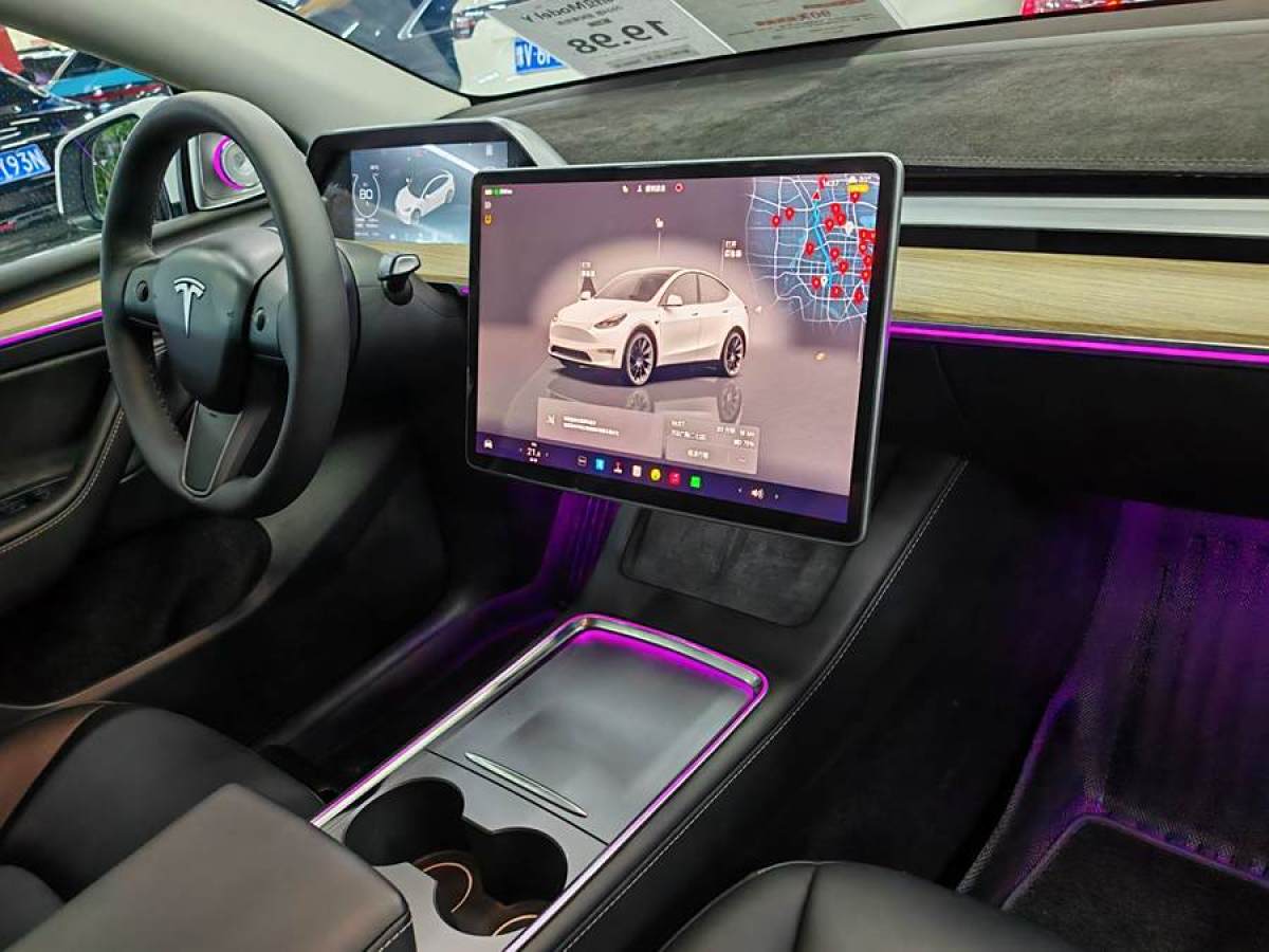 特斯拉 Model 3  2022款 后輪驅(qū)動版圖片