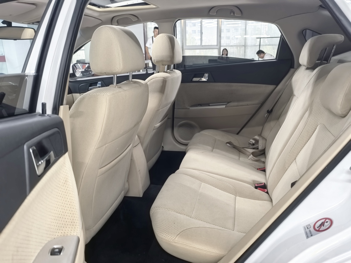 中華 H330  2013款 1.5L 自動舒適型圖片