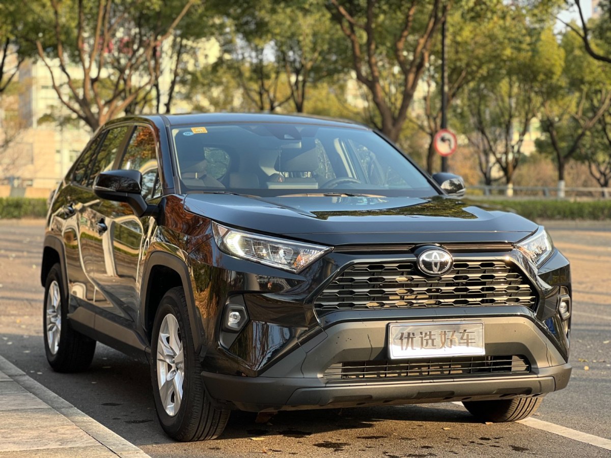 豐田 RAV4榮放  2024款 2.0L CVT兩驅(qū)風(fēng)尚版圖片