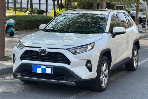 RAV4 丰田 荣放 2.0L CVT两驱风尚版