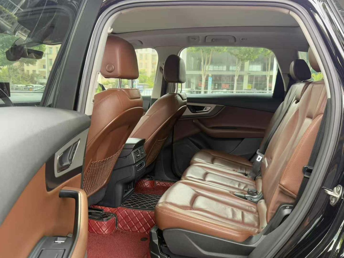 奧迪 奧迪Q7  2019款 45 TFSI S line運(yùn)動(dòng)型圖片