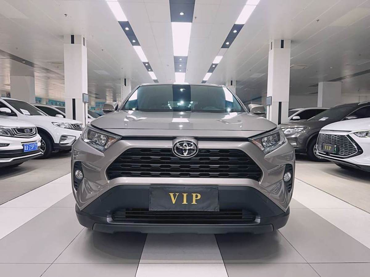 豐田 RAV4榮放  2022款 2.0L CVT兩驅(qū)都市版圖片