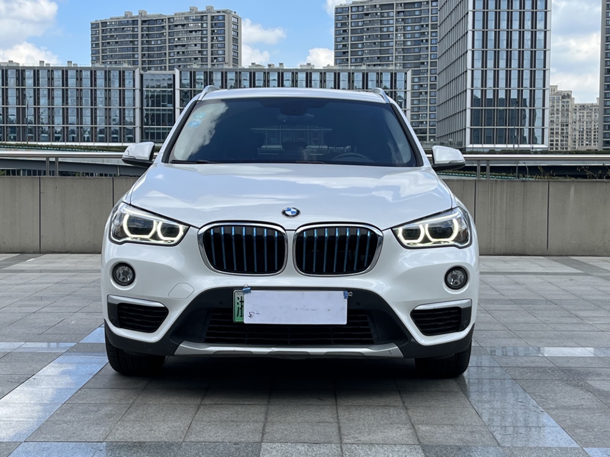 宝马 宝马X1新能源  2019款 xDrive25Le 里程升级版图片