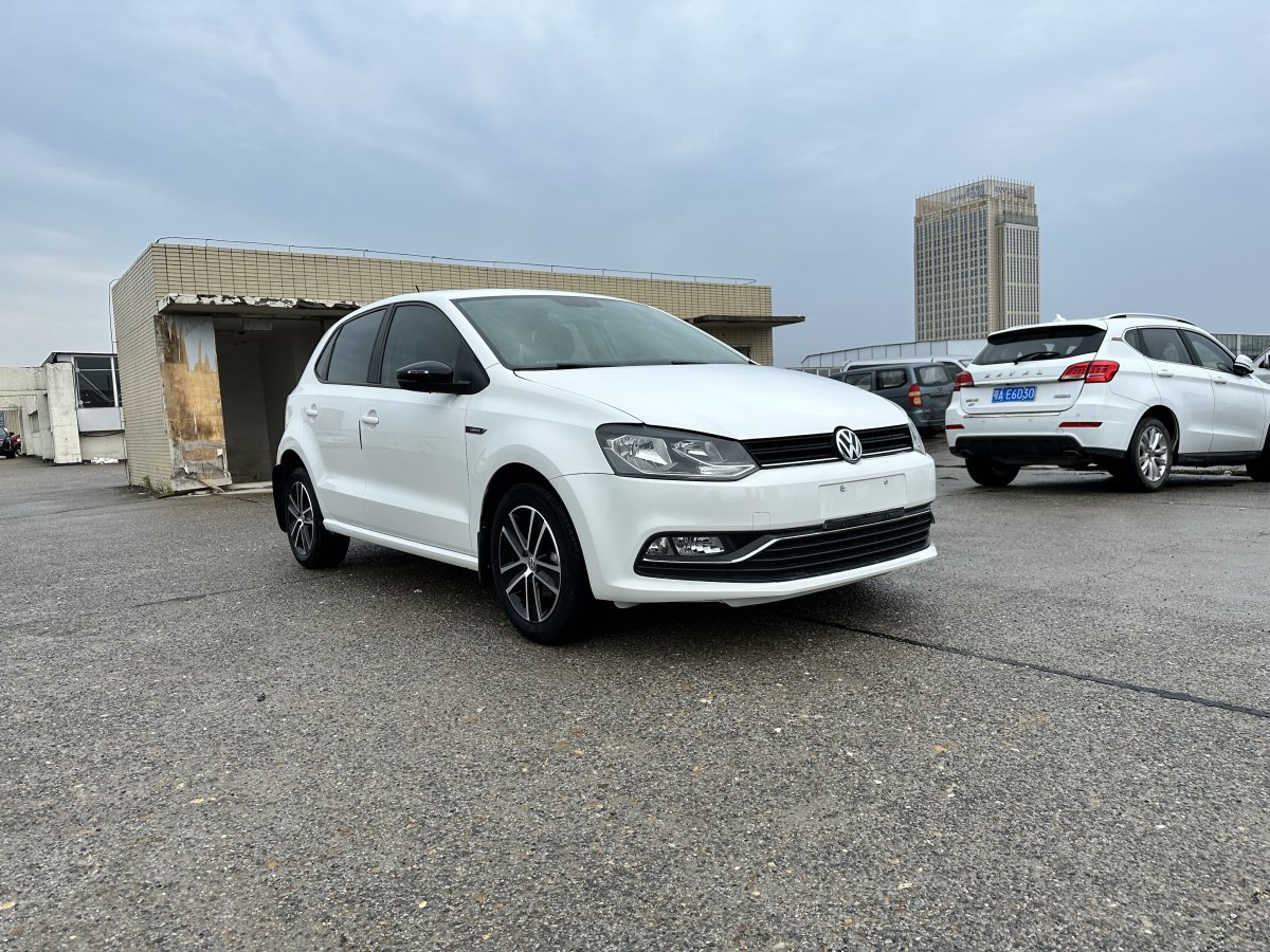大眾 Polo  2014款 1.6L 自動30周年紀(jì)念版圖片