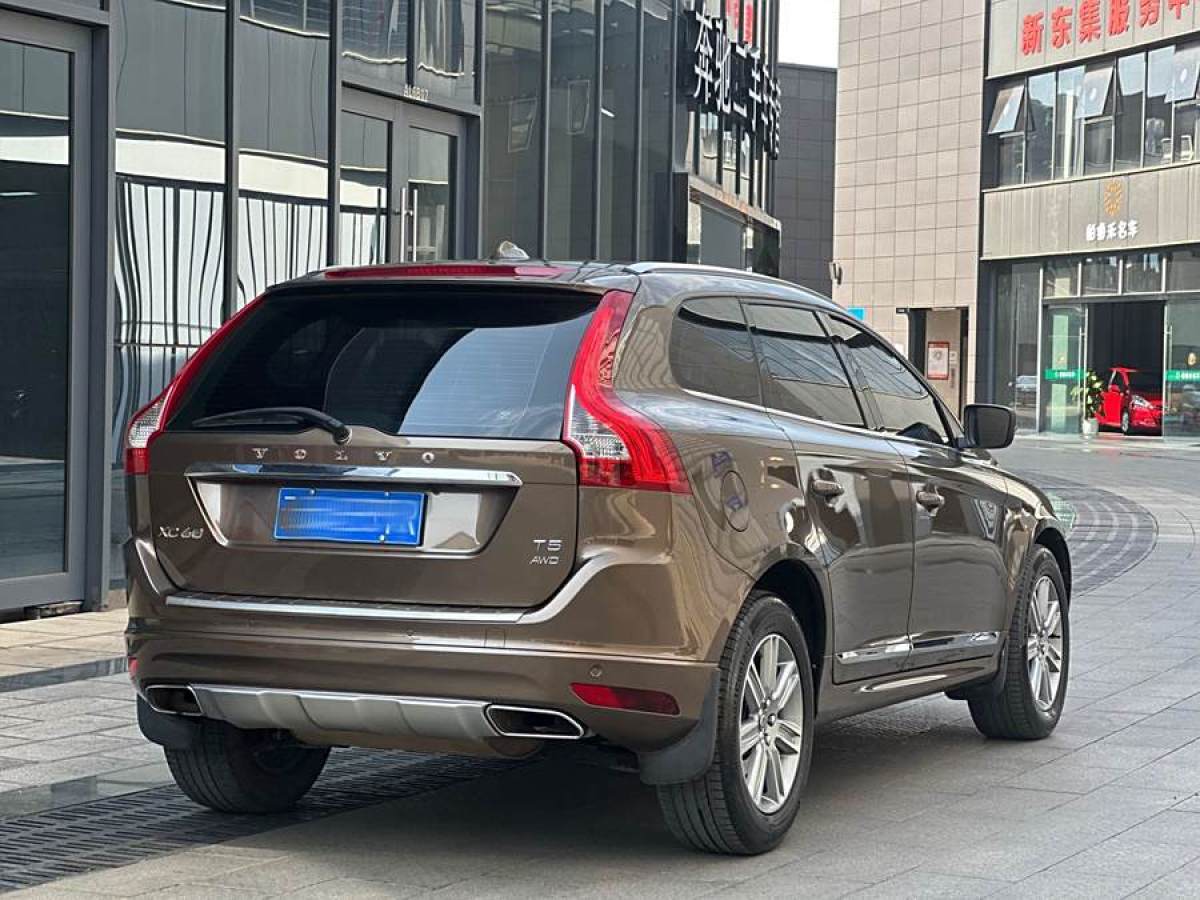 沃爾沃 XC60  2016款 T5 AWD 智遠(yuǎn)版圖片