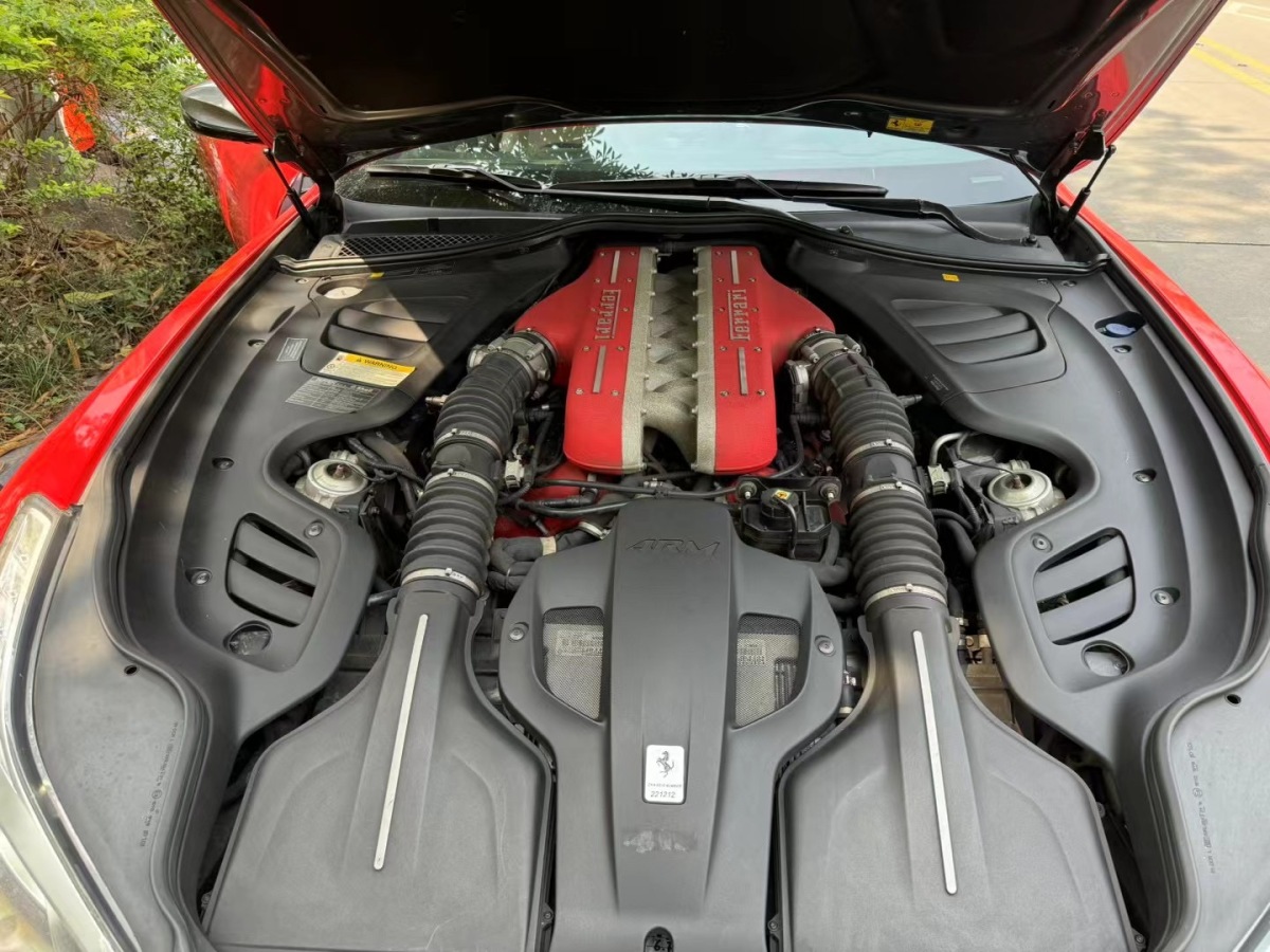 法拉利 GTC4Lusso  2016款 6.3L V12图片