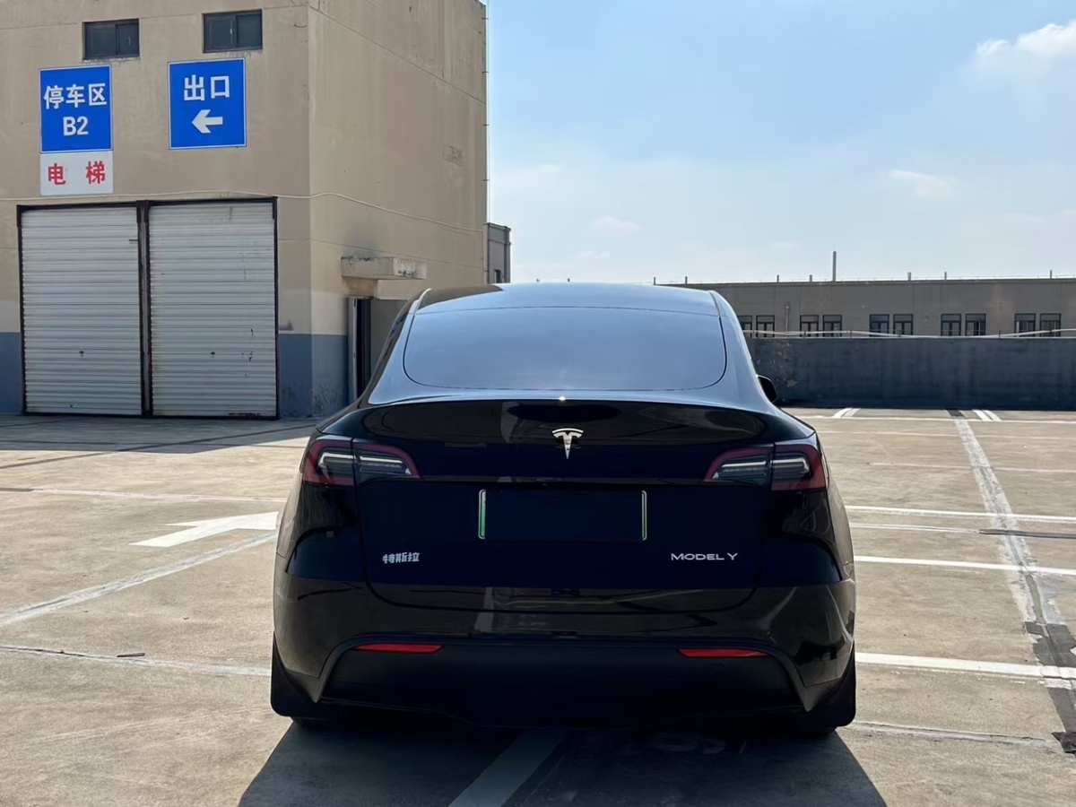 特斯拉 Model Y  2022款 改款 后輪驅(qū)動版圖片