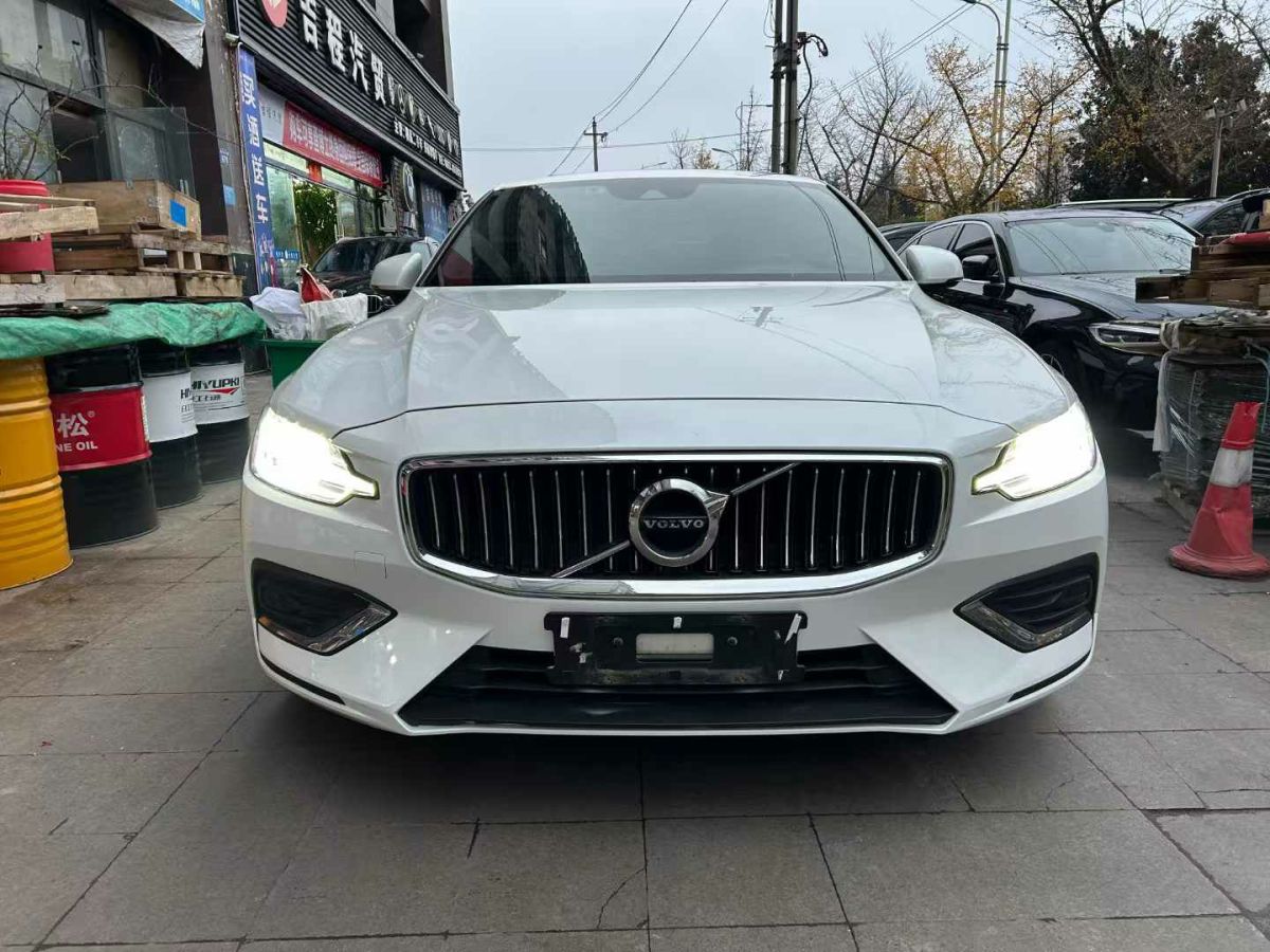 沃爾沃 S60L  2021款 T3 智行豪華版圖片