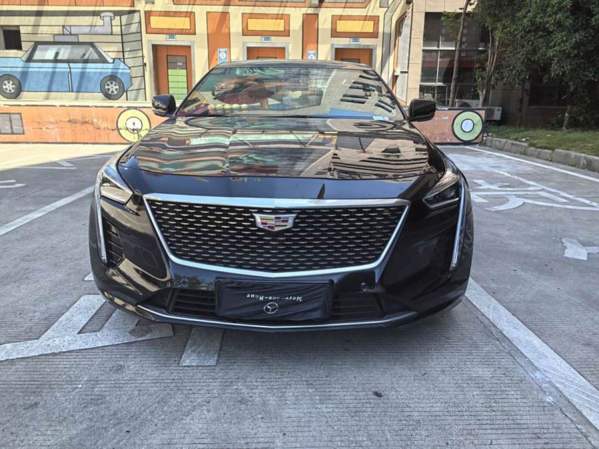 凱迪拉克 CT6  2019款 28T 時(shí)尚型圖片