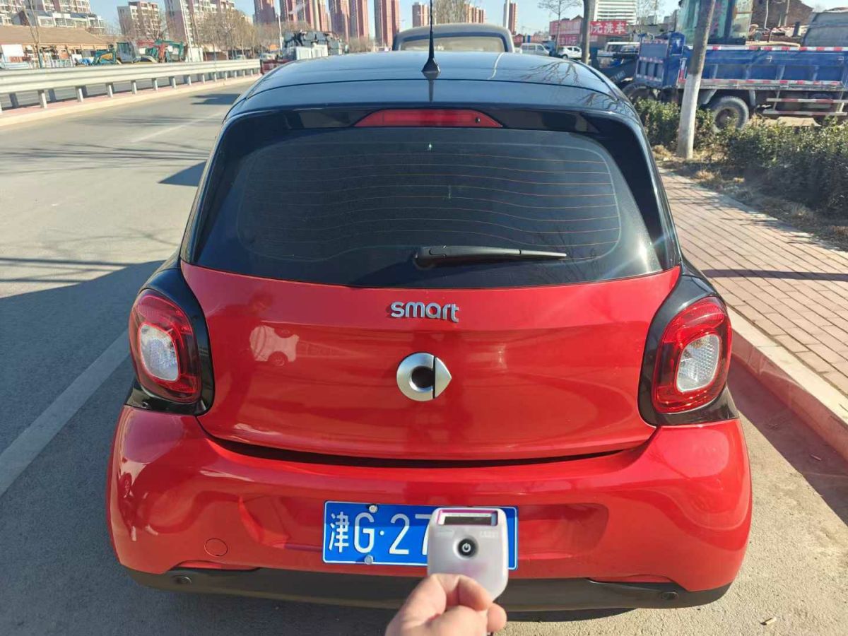 smart forfour 圖片