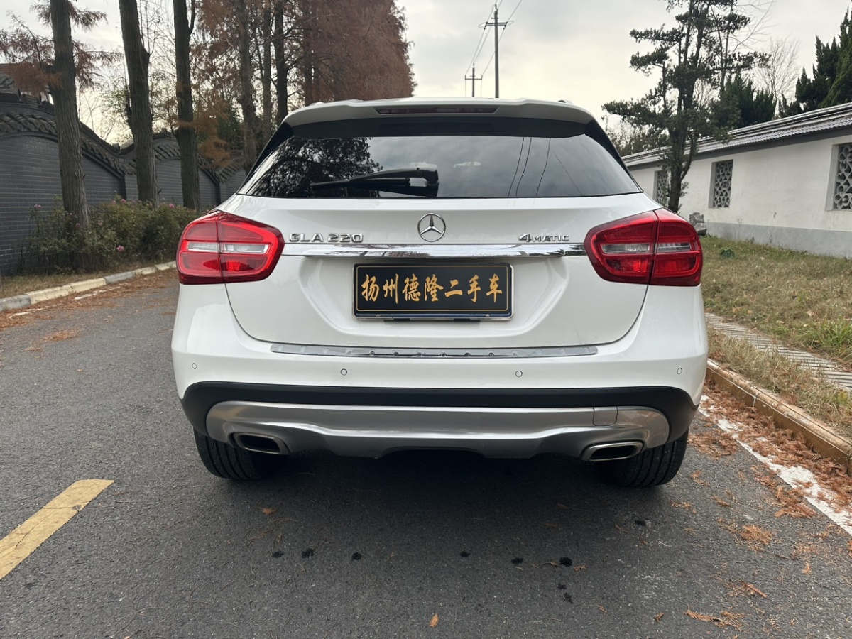 奔馳 奔馳GLA  2015款 GLA 220 4MATIC 豪華型圖片