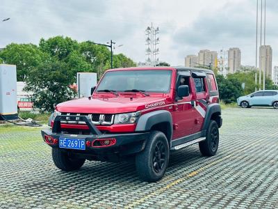 2017年12月 北京 BJ40 40L 2.3T 自動四驅(qū)環(huán)塔冠軍版圖片