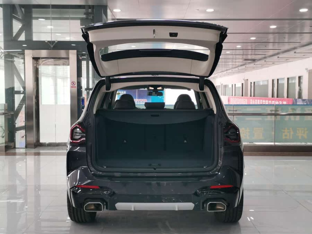 寶馬 寶馬X3  2023款 xDrive25i M運(yùn)動套裝圖片