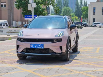 2022年7月 領(lǐng)克 領(lǐng)克06 Remix 1.5T 耀Halo圖片