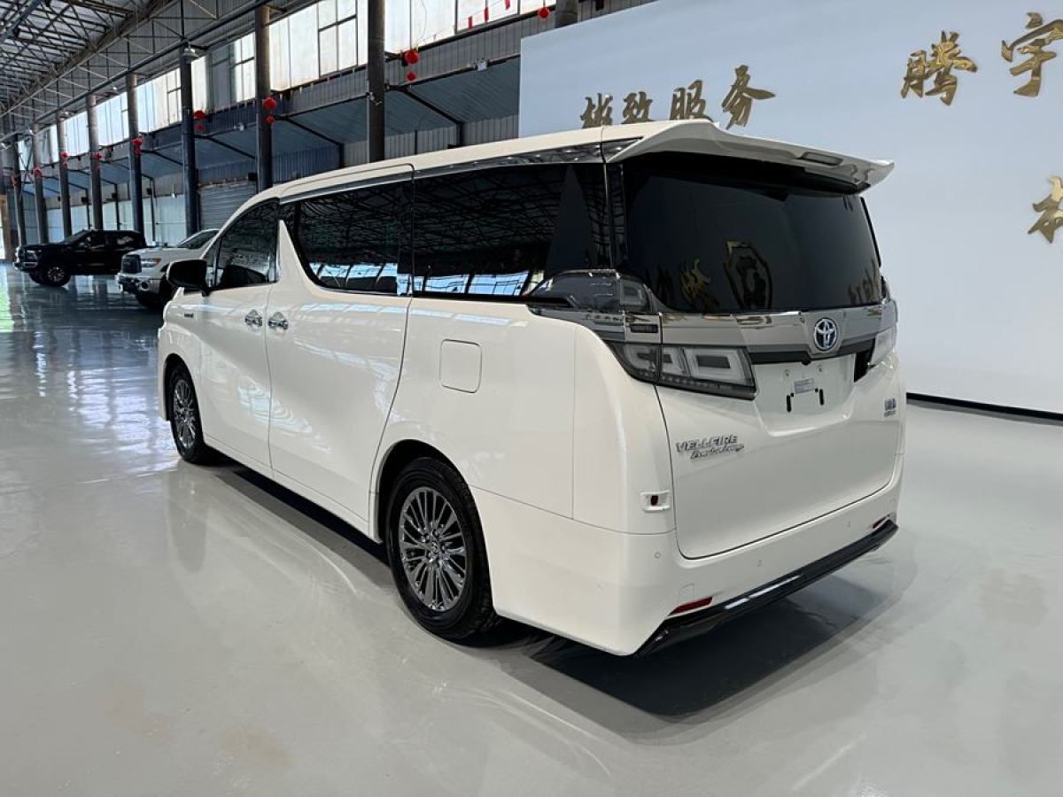 2020年6月豐田 威爾法  2020款 雙擎 2.5L HV尊貴版