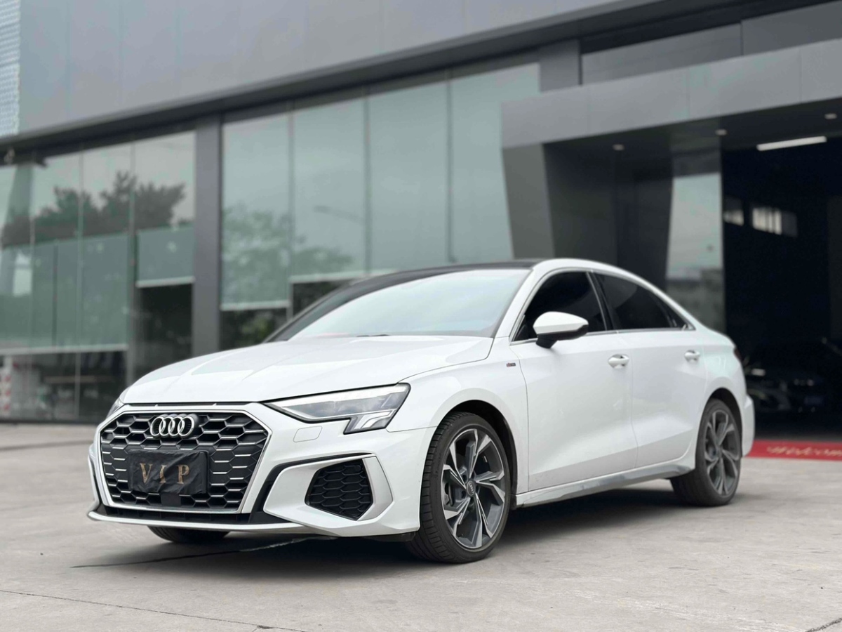 奧迪 奧迪A3  2021款 Sportback 35 TFSI 進(jìn)取致雅型圖片