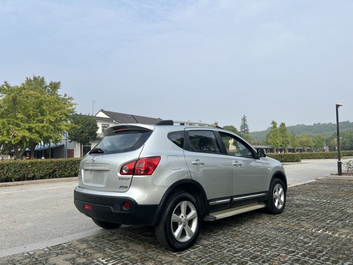 2014年01月日產(chǎn) 逍客  2012款 2.0XV 雷 CVT 2WD