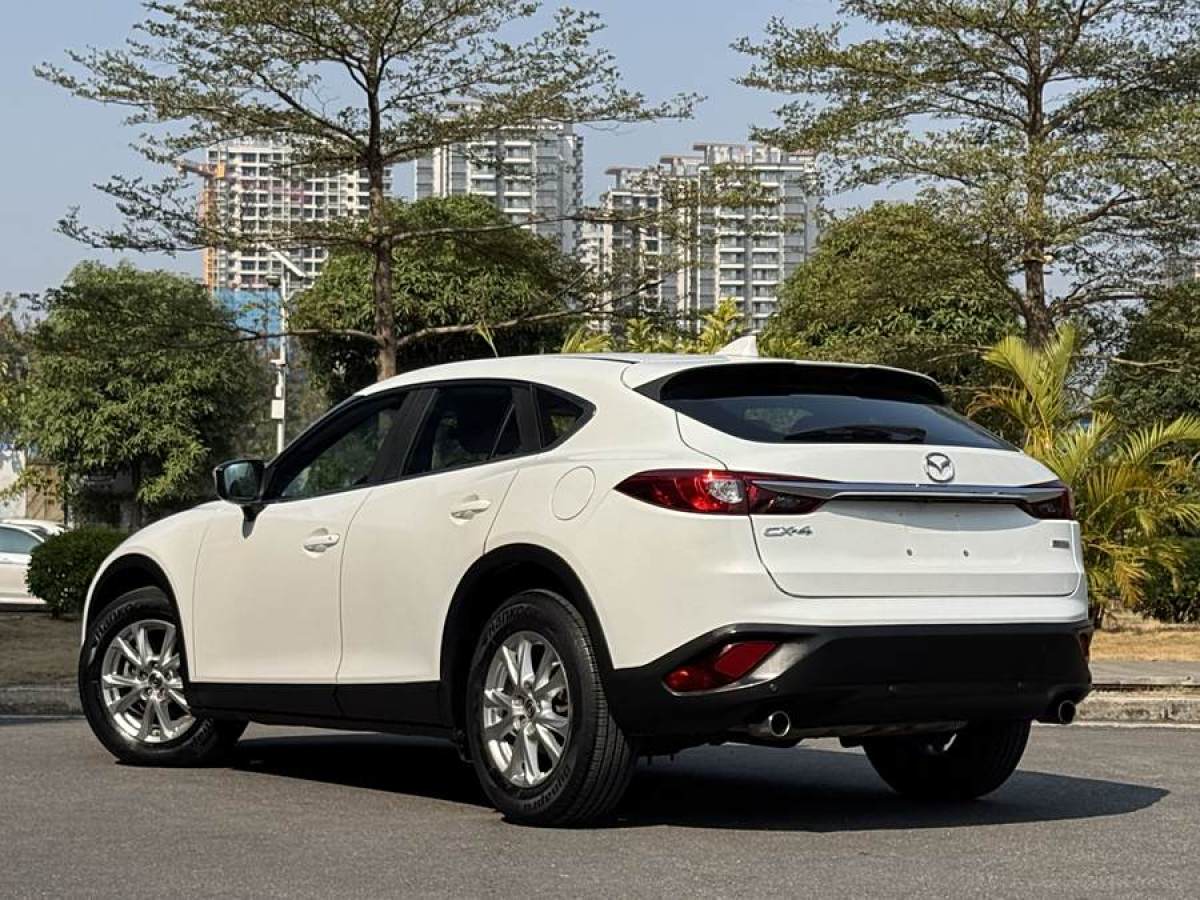 馬自達 CX-4  2018款 2.0L 自動兩驅(qū)藍天品位版圖片