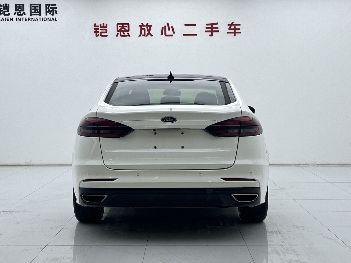 福特 蒙迪歐  2020款 EcoBoost 180 時(shí)尚型圖片