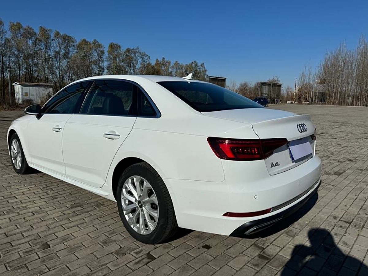 奧迪 奧迪A4L  2019款 40 TFSI 進取型 國V圖片