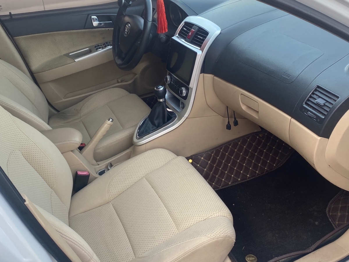 中華 H330  2013款 1.5L 手動豪華型圖片