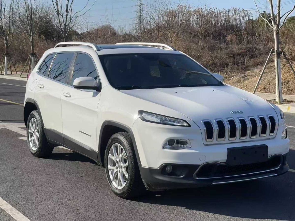 Jeep 自由俠  2018款 180T DCT動(dòng)能版+圖片