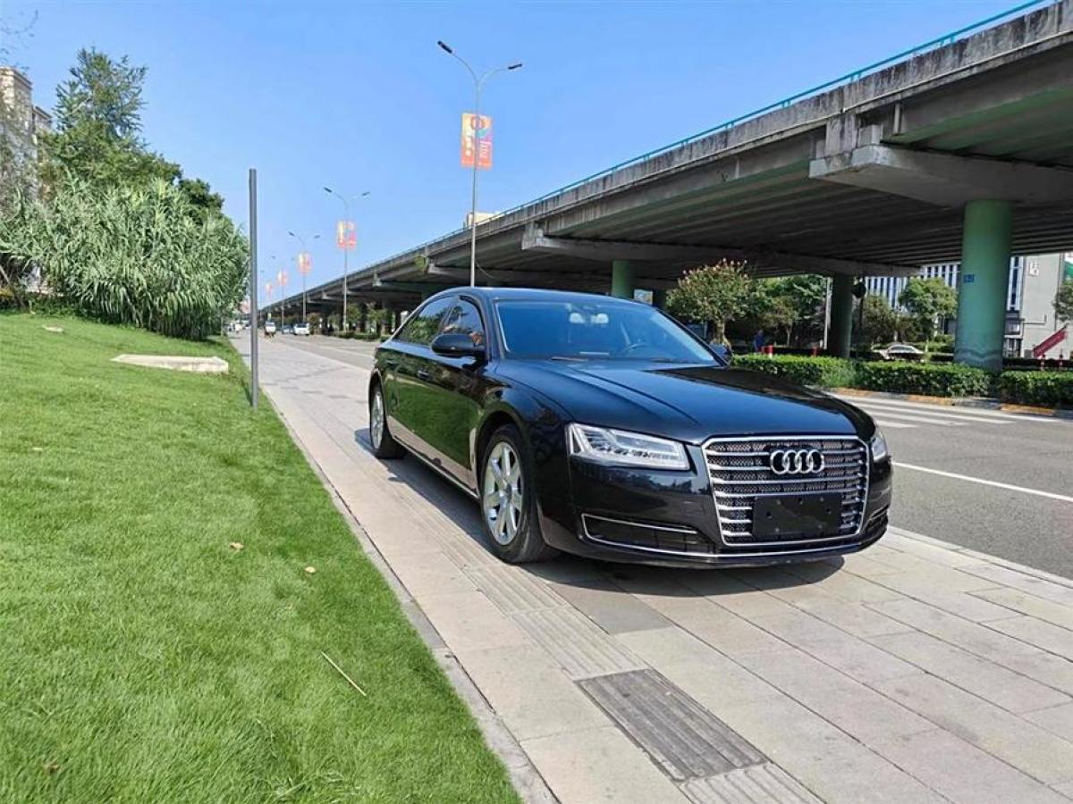 奧迪 奧迪A8  2011款 A8L 3.0 TFSI quattro豪華型(245kW)圖片