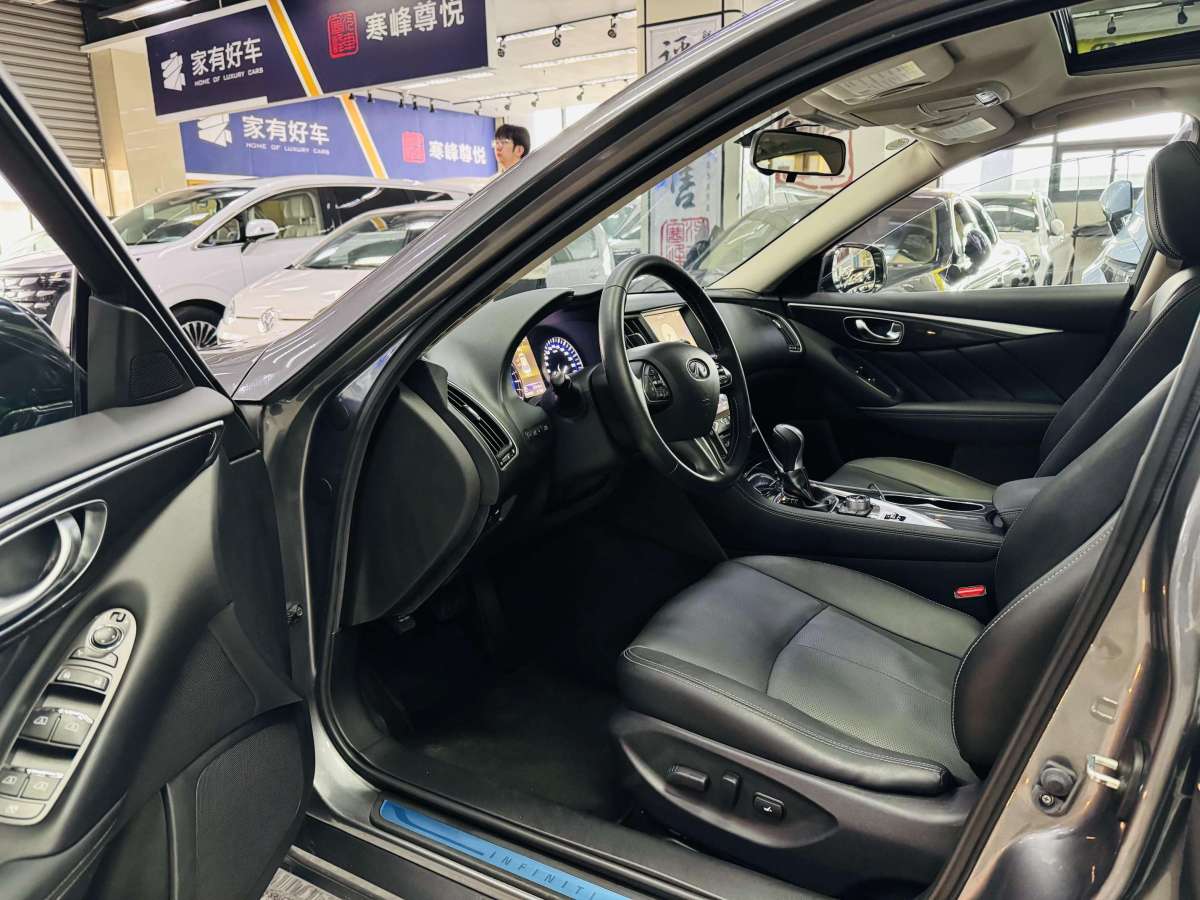 英菲尼迪 Q50L  2015款 2.0T 舒適版圖片