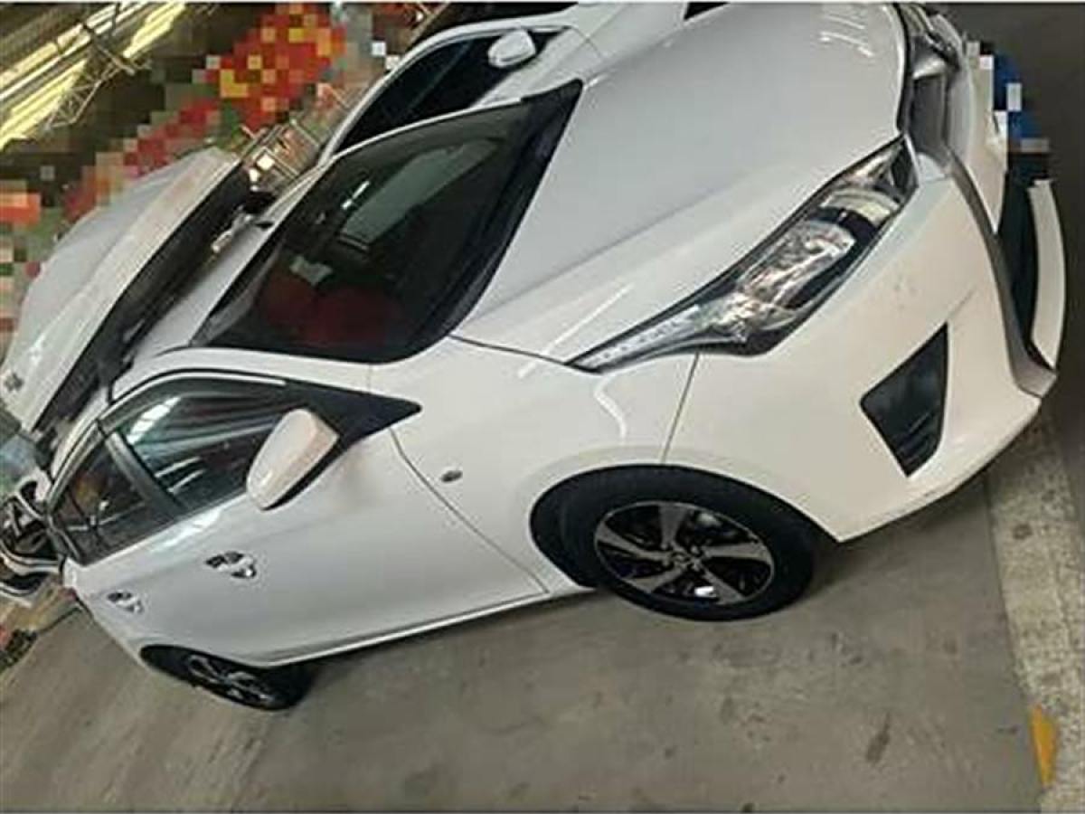 豐田 YARiS L 致炫  2015款 1.5E 自動(dòng)魅動(dòng)版圖片