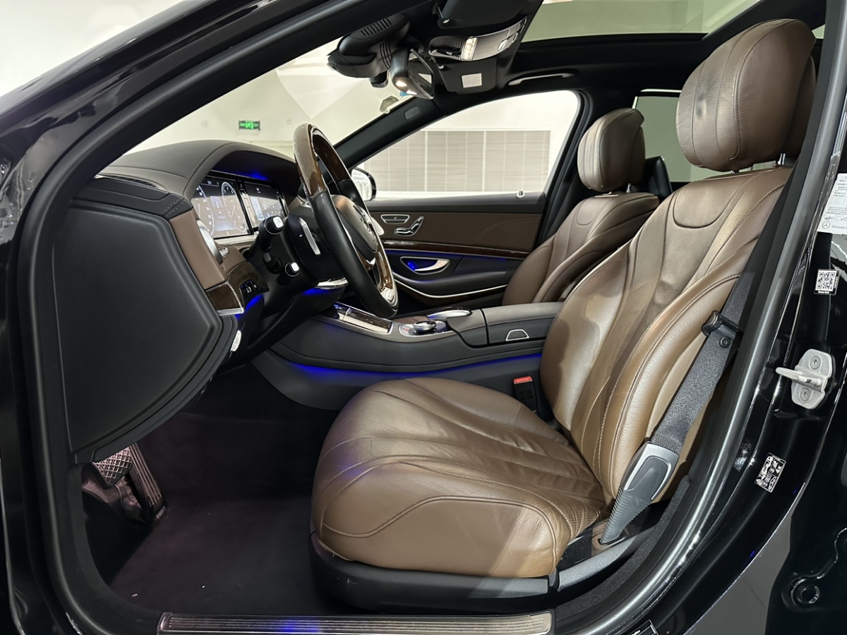 2017年8月奔驰 奔驰S级  2017款 S 320 L 豪华型