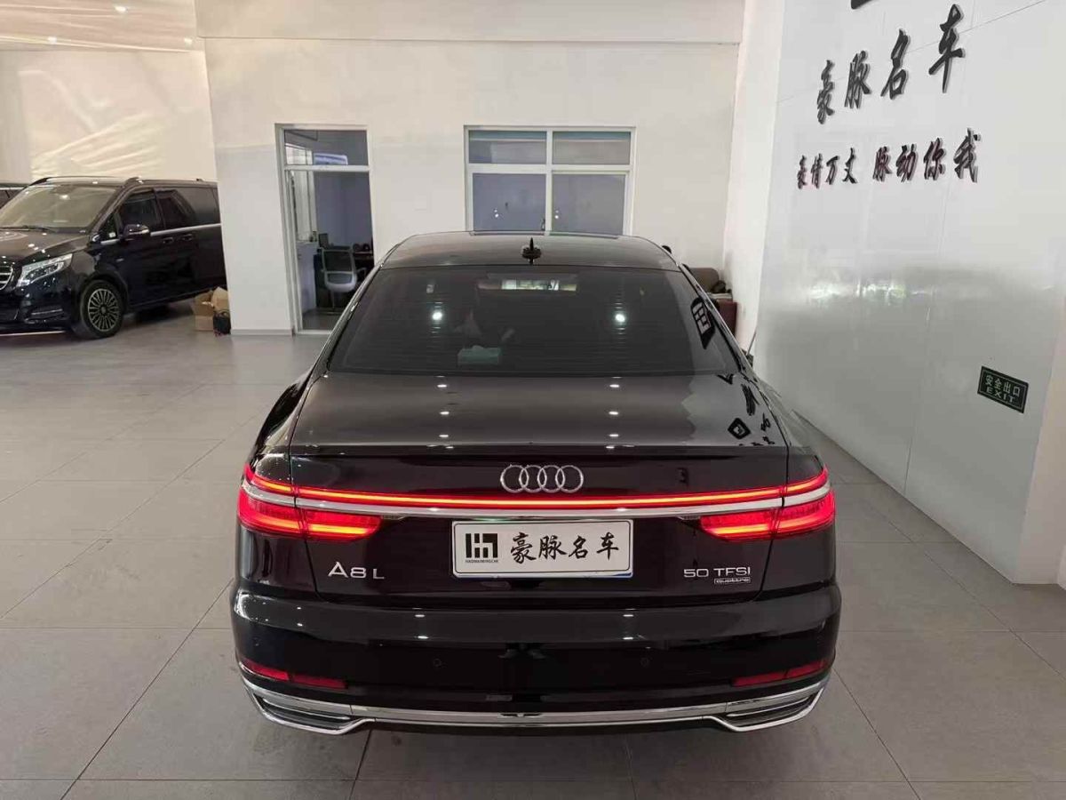 奧迪 奧迪S8  2020款 S8L 4.0TFSI quattro圖片