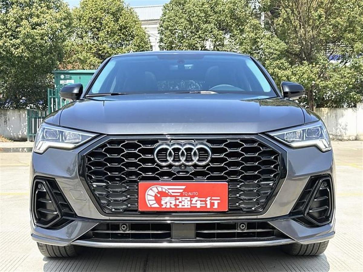 奧迪 奧迪Q3  2022款 40 TFSI 時尚動感型圖片