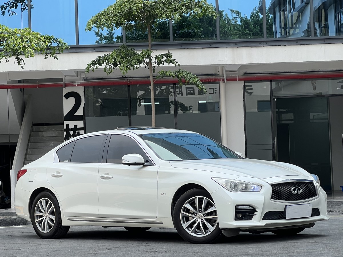 英菲尼迪 Q50L  2015款 2.0T 舒適版圖片