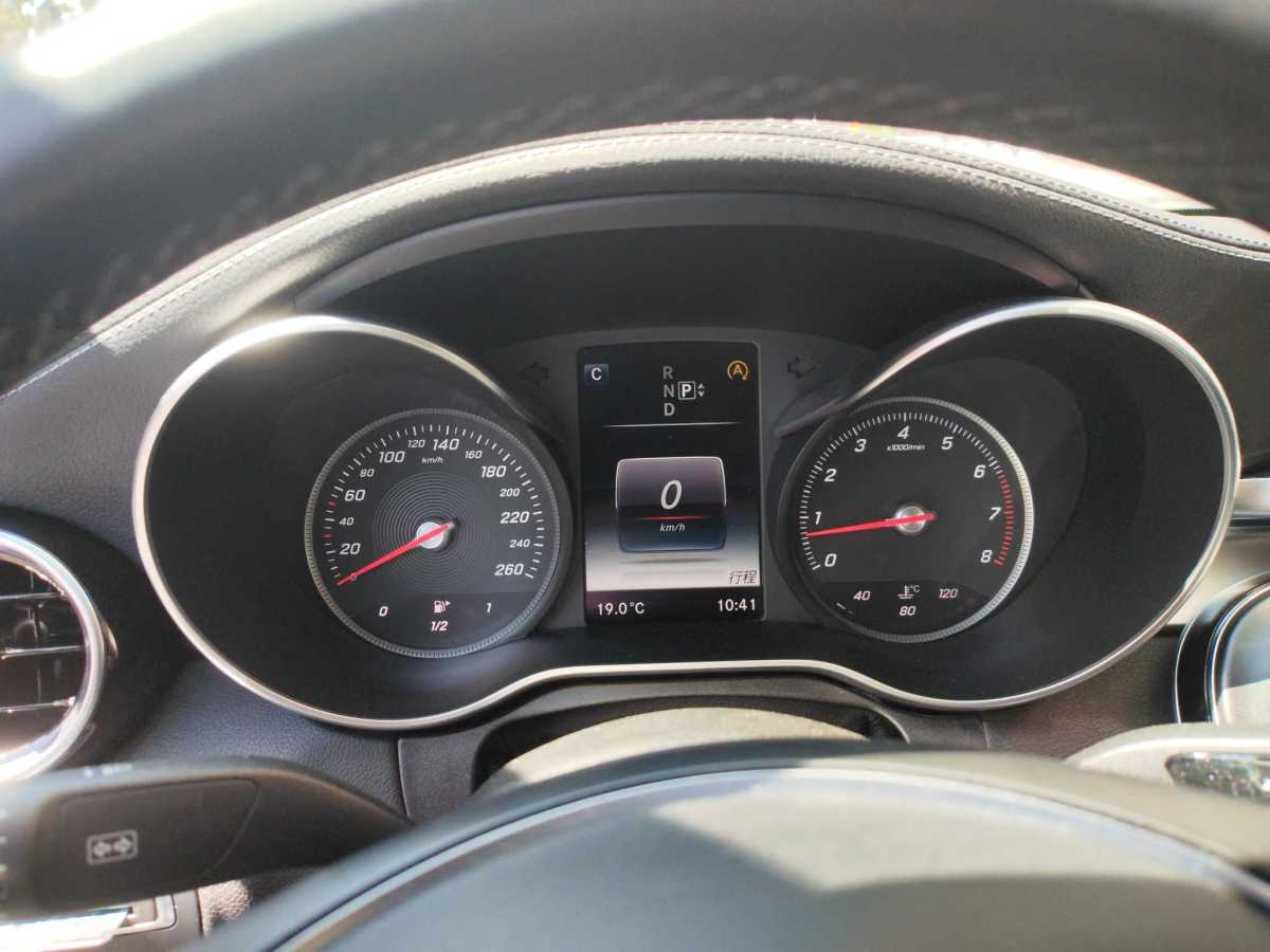 2015年4月奔驰 奔驰C级  2015款 改款 C 200 L 运动型