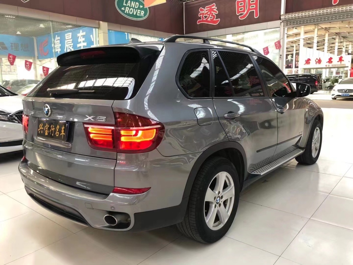 寶馬 寶馬X5  2011款 xDrive35i 領(lǐng)先型圖片