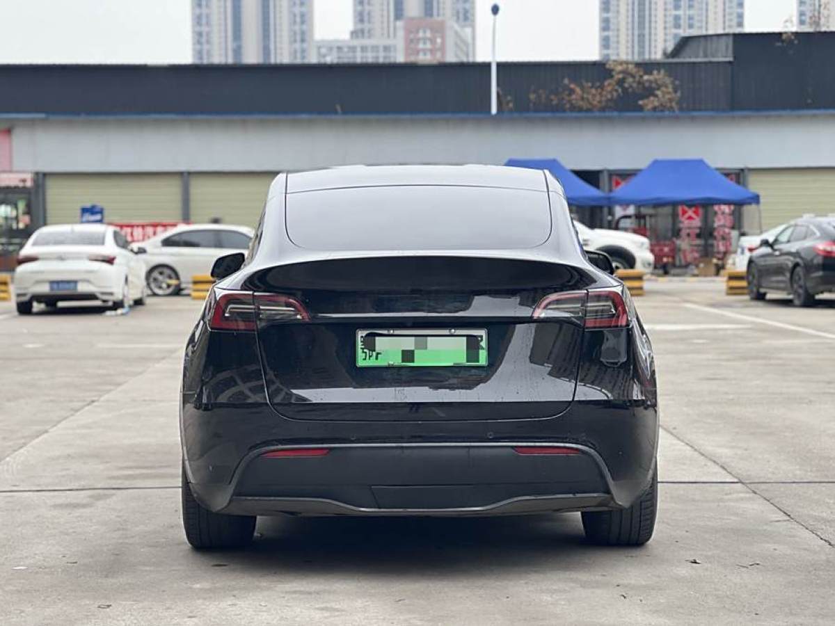 特斯拉 Model 3  2021款 改款 標(biāo)準(zhǔn)續(xù)航后驅(qū)升級版圖片