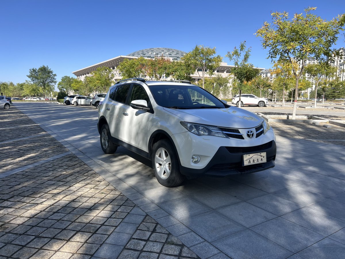 2014年4月豐田 RAV4  2016款 榮放 2.5L精英版