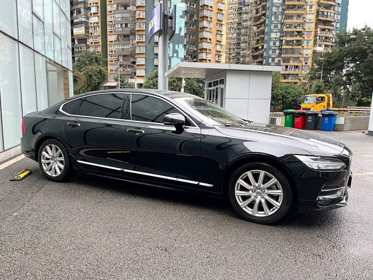 沃爾沃 S90  2020款 改款 T5 智遠(yuǎn)豪華版圖片