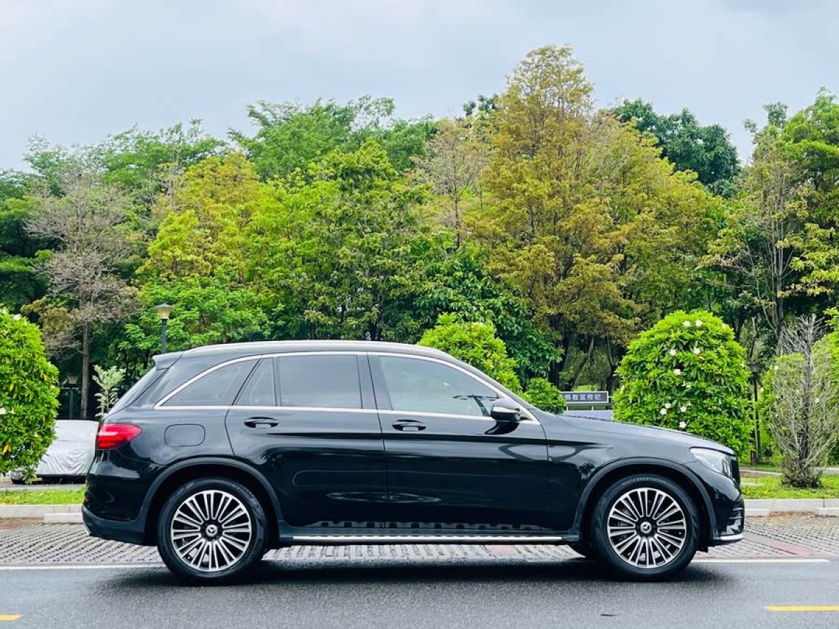 奔馳 奔馳GLC  2018款 改款 GLC 260 4MATIC 動(dòng)感型圖片